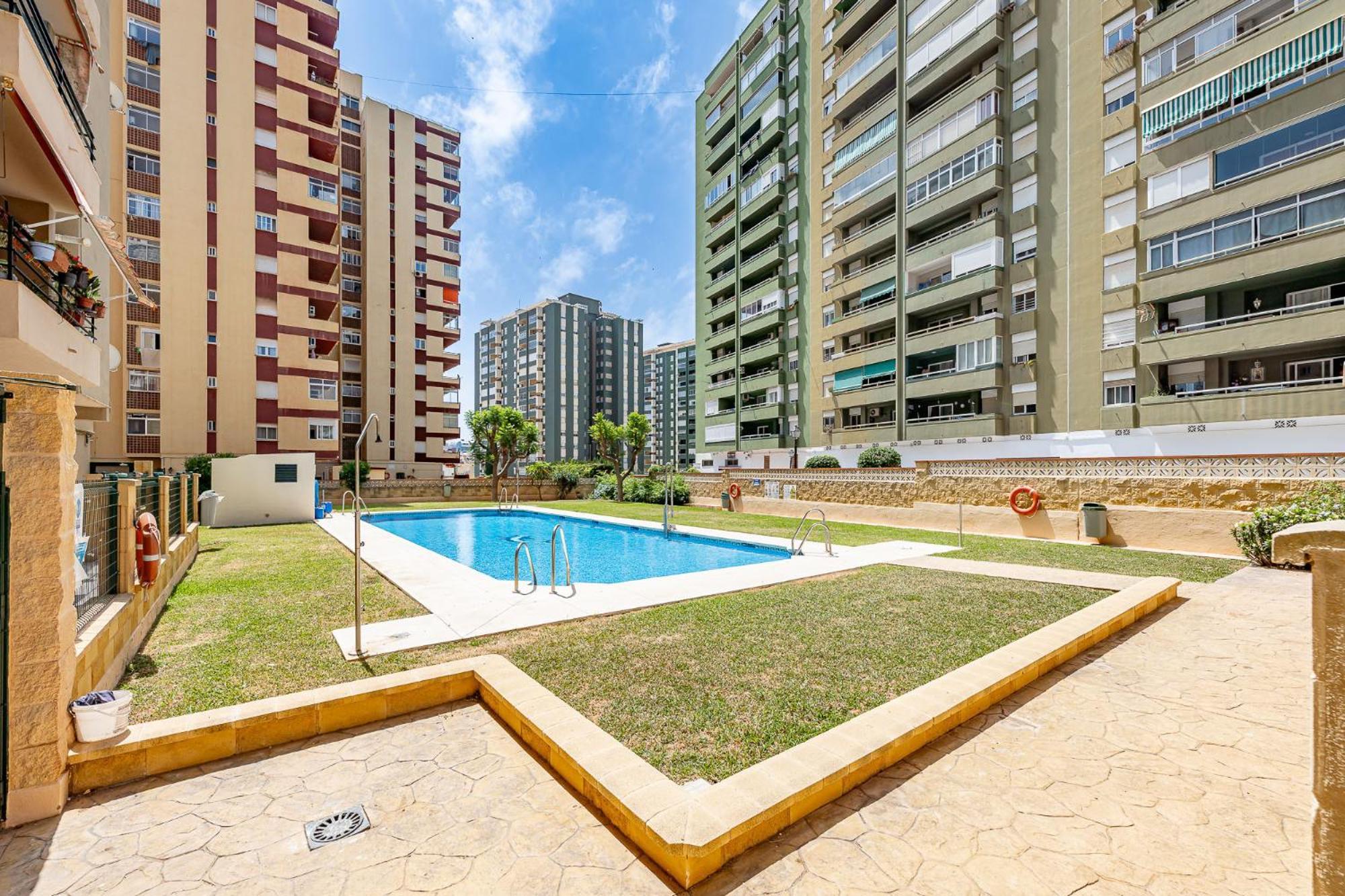 Los Boliches 3 Bed Ap Fuengirola Exteriör bild